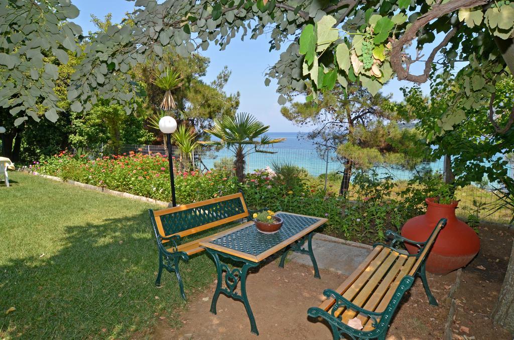 Pension Giannis Αdults Only กอยนิรา ภายนอก รูปภาพ