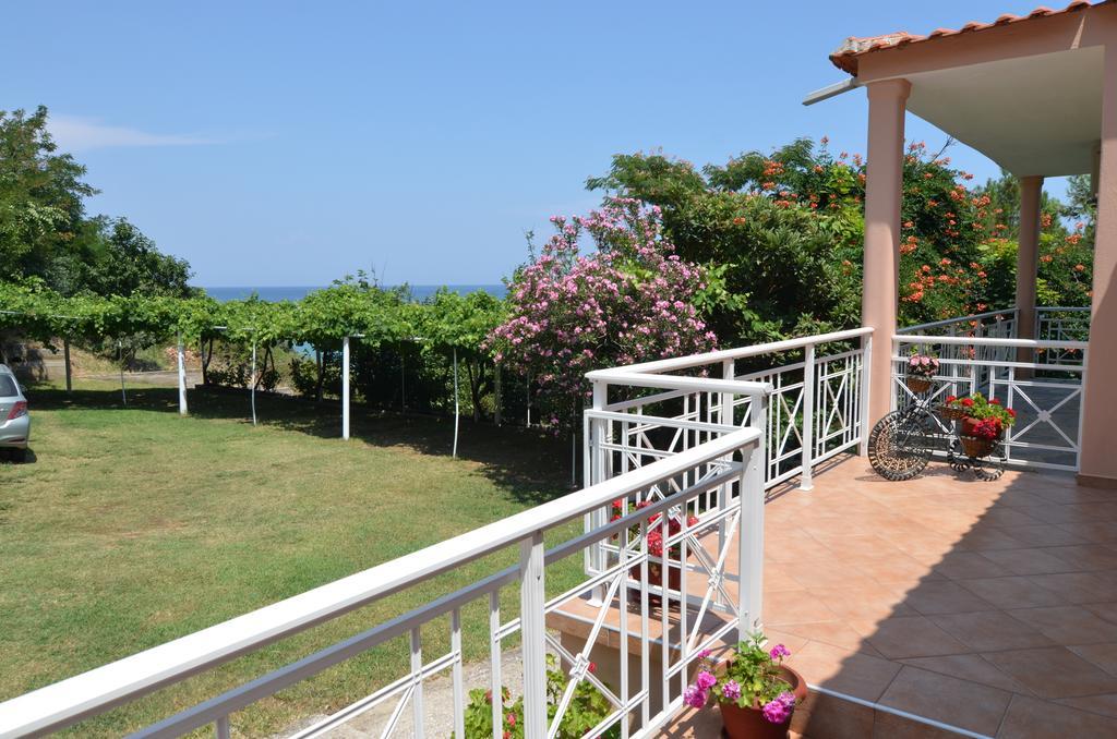 Pension Giannis Αdults Only กอยนิรา ภายนอก รูปภาพ