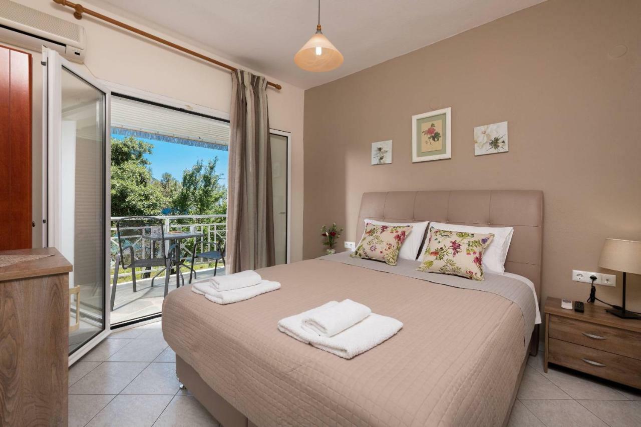 Pension Giannis Αdults Only กอยนิรา ภายนอก รูปภาพ