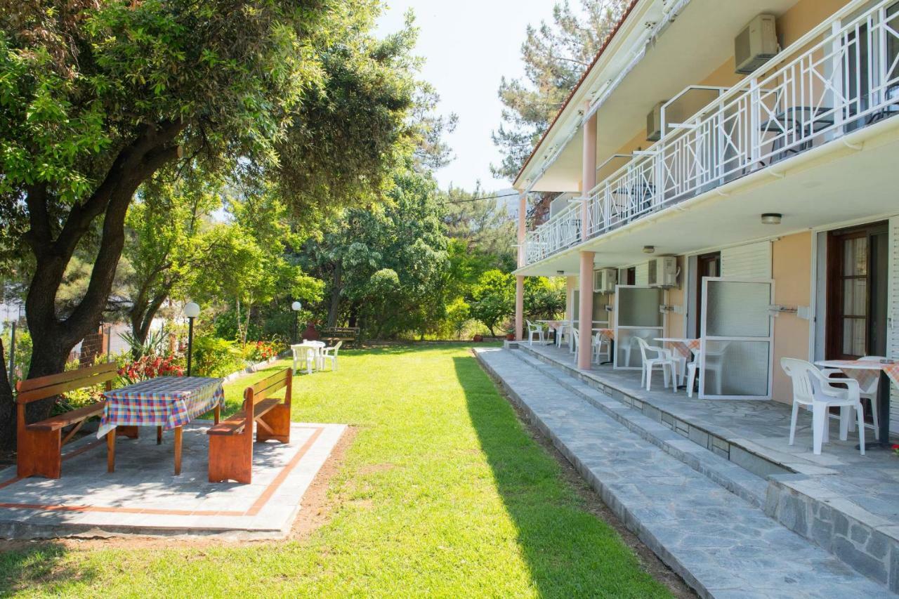 Pension Giannis Αdults Only กอยนิรา ภายนอก รูปภาพ